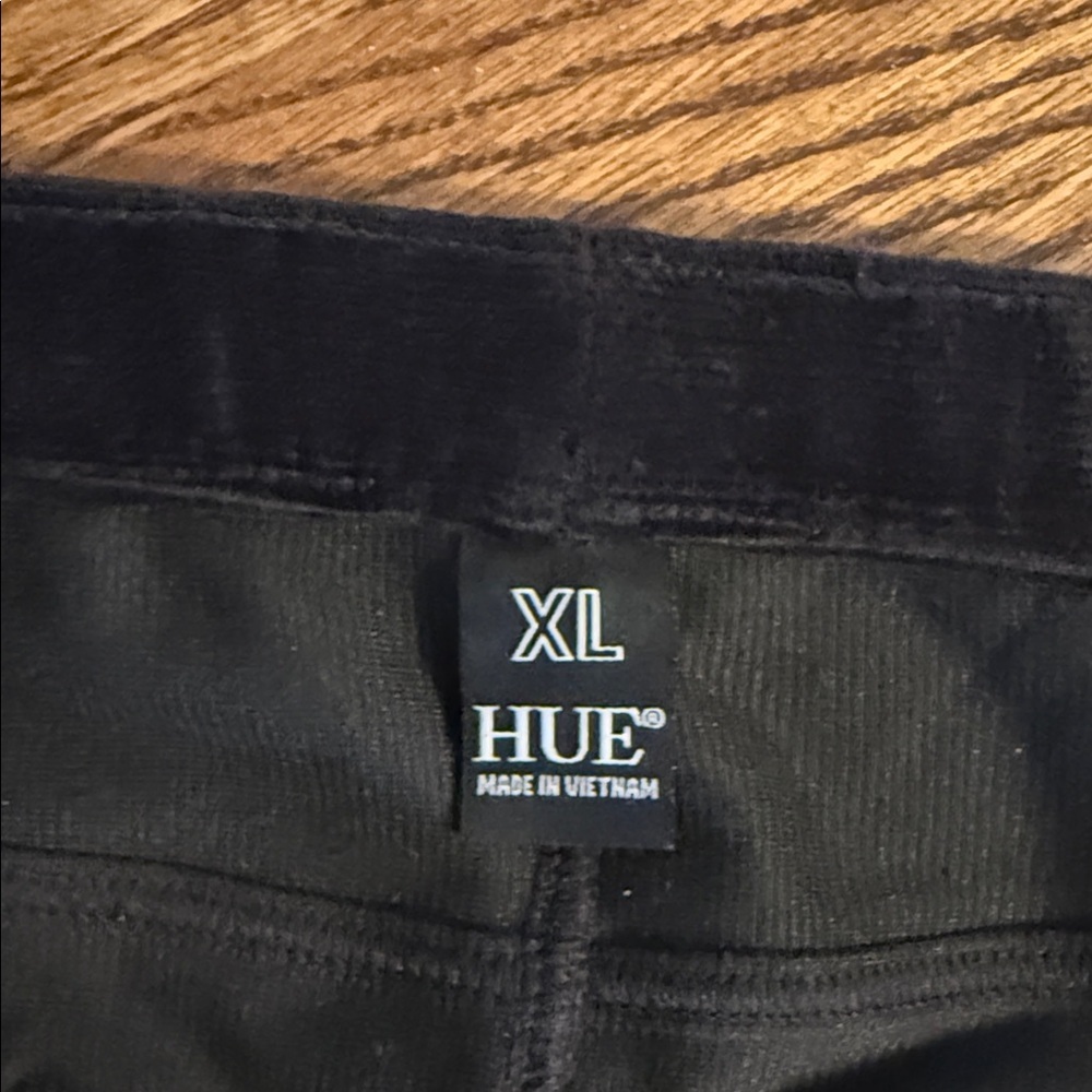 HUE Black Skinny Women's Pants - Picture 2 of 9